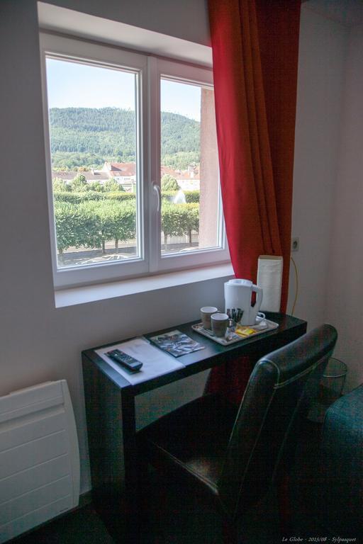 Hotel Bar Le Globe Saint-Die-des-Vosges Rum bild
