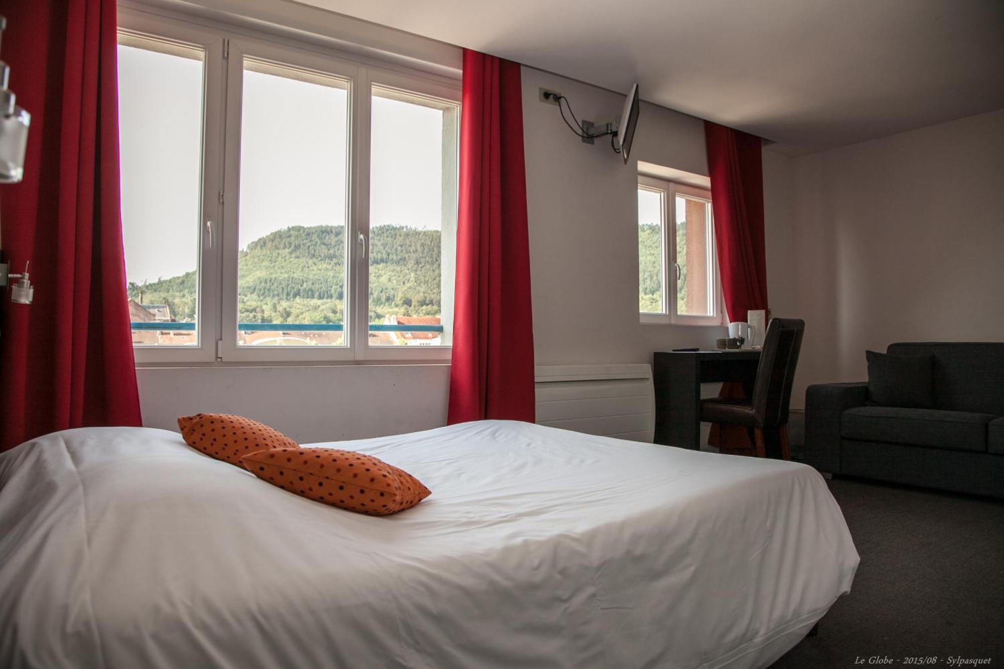 Hotel Bar Le Globe Saint-Die-des-Vosges Rum bild